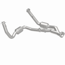 Load image into Gallery viewer, MagnaFlow Exhaust Products 5451709 California CARB Direct-Fit Catalytic Converter for Select Jeep Commander, Jeep Grand Cherokee