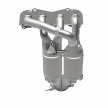 Load image into Gallery viewer, MagnaFlow Exhaust Products 23085 HM Grade Manifold Catalytic Converter for Select Toyota Highlander