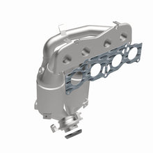 Load image into Gallery viewer, MagnaFlow Exhaust Products 23085 HM Grade Manifold Catalytic Converter for Select Toyota Highlander