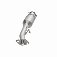 Load image into Gallery viewer, MagnaFlow Exhaust Products 52690 OEM Grade Direct-Fit Catalytic Converter for Select Chevrolet City Express, Nissan NV200