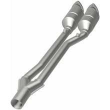 Load image into Gallery viewer, MagnaFlow Exhaust Products 49013 OEM Grade Direct-Fit Catalytic Converter for Select Audi TT Quattro, Volkswagen R32