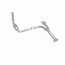 Load image into Gallery viewer, MagnaFlow Exhaust Products 5451582 California CARB Direct-Fit Catalytic Converter for Select Jeep Liberty
