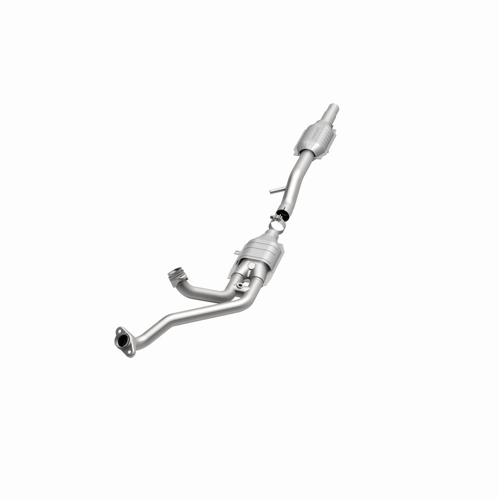 MagnaFlow Exhaust Products 334302 California CARB Direct-Fit Catalytic Converter for Select Ford Bronco, Ford E-150 Econoline, Ford E-150 Econoline Club Wagon, Ford E-250 Econoline, Ford E-250 Econoline Club Wagon, Ford E-350 Econoline, Ford E-350