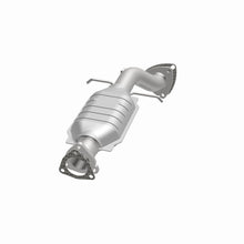 Load image into Gallery viewer, MagnaFlow Exhaust Products 23455 HM Grade Direct-Fit Catalytic Converter for Select Chevrolet Blazer, GMC Jimmy, Oldsmobile Bravada