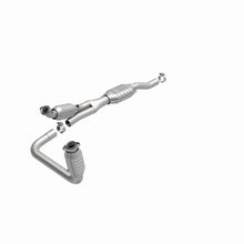 Load image into Gallery viewer, MagnaFlow Exhaust Products 458018 California CARB Direct-Fit Catalytic Converter for Select Dodge Ram