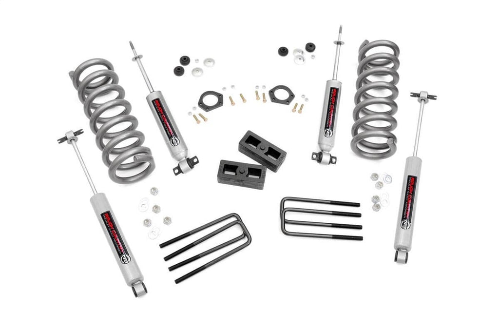 Rough Country 230N3 Suspension Lift Kit w/Shocks for Select Chevrolet C1500, Chevrolet Tahoe, GMC C1500, GMC Yukon