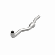 Load image into Gallery viewer, MagnaFlow Exhaust Products 60502 OEM Grade Diesel Oxidation Catalyst for Select Chevrolet Silverado HD, Chevrolet Silverado 3500, GMC Sierra HD, GMC Sierra