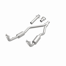 Load image into Gallery viewer, MagnaFlow Exhaust Products 3391821 California CARB Direct-Fit Catalytic Converter for Select Land Rover Range Rover