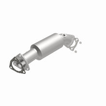 Load image into Gallery viewer, MagnaFlow Exhaust Products 4481605 California CARB Direct-Fit Catalytic Converter for Select Audi A4, Audi A4 Quattro, Volkswagen Passat