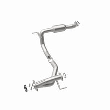 Load image into Gallery viewer, MagnaFlow Exhaust Products 52562 OEM Grade Direct-Fit Catalytic Converter for Select Toyota Tacoma
