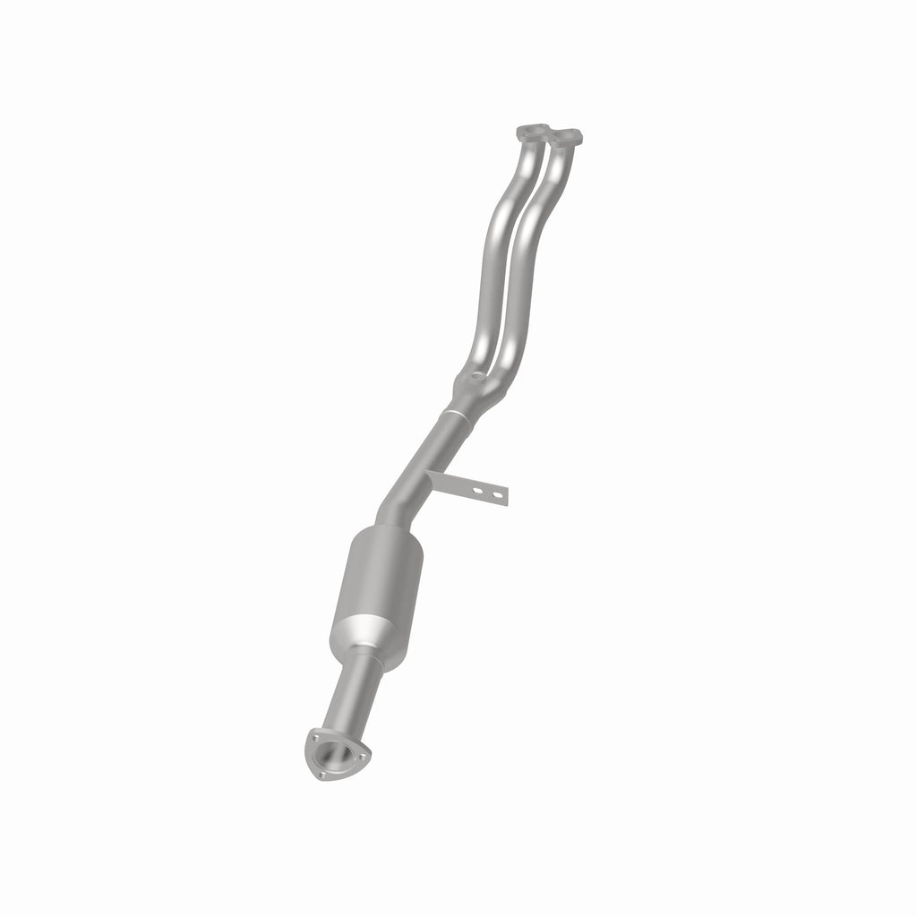 MagnaFlow Exhaust Products 23511 Standard Grade Direct-Fit Catalytic Converter for Select Alfa Romeo Spider