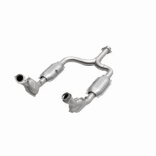 Load image into Gallery viewer, MagnaFlow Exhaust Products 441345 California CARB Direct-Fit Catalytic Converter for Select Ford Mustang