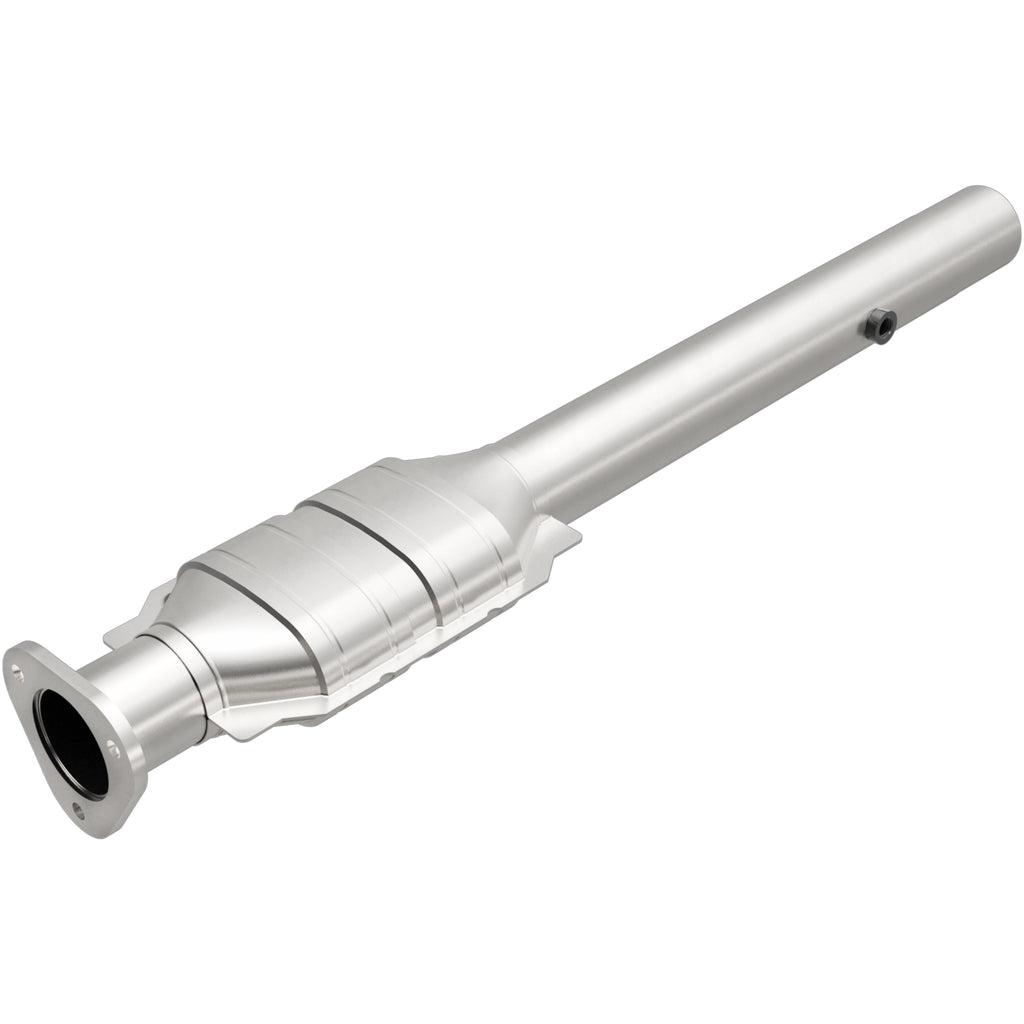 MagnaFlow Exhaust Products 23204 HM Grade Direct-Fit Catalytic Converter for Select Ford E-250 Econoline, Ford E-450 Econoline Super Duty, Ford Econoline Super Duty