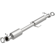 Load image into Gallery viewer, MagnaFlow Exhaust Products 5571133 California CARB Direct-Fit Catalytic Converter for Select Kia Optima
