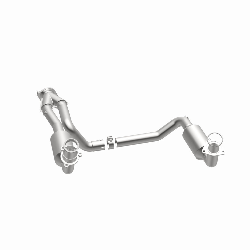MagnaFlow Exhaust Products 4651097 California CARB Direct-Fit Catalytic Converter for Select Cadillac Escalade, Chevrolet Avalanche 1500, Chevrolet Silverado 1500, Chevrolet Suburban 1500, Chevrolet Tahoe, GMC Sierra 1500, GMC Yukon, GMC Yukon XL