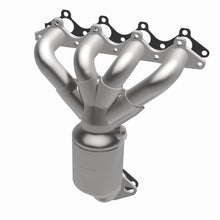Load image into Gallery viewer, MagnaFlow Exhaust Products 51887 OEM Grade Manifold Catalytic Converter for Select Hyundai Accent