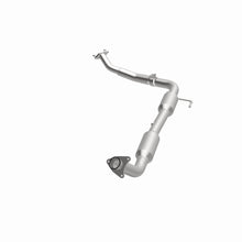 Load image into Gallery viewer, MagnaFlow Exhaust Products 5582571 California CARB Direct-Fit Catalytic Converter for Select Toyota Tundra
