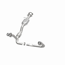 Load image into Gallery viewer, MagnaFlow Exhaust Products 93226 HM Grade Direct-Fit Catalytic Converter for Select Chevrolet S10, GMC Sonoma
