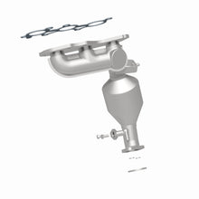 Load image into Gallery viewer, MagnaFlow Exhaust Products 52018 OEM Grade Manifold Catalytic Converter for Select Lexus RX450h, Toyota Highlander