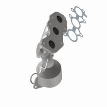 Load image into Gallery viewer, MagnaFlow Exhaust Products 5582832 California CARB Manifold Catalytic Converter for Select Lexus RX350, Toyota Highlander, Toyota Sienna