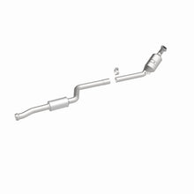 Load image into Gallery viewer, MagnaFlow Exhaust Products 5561916 California CARB Direct-Fit Catalytic Converter for Select Mercedes-Benz C300, Mercedes-Benz C350, Mercedes-Benz E350