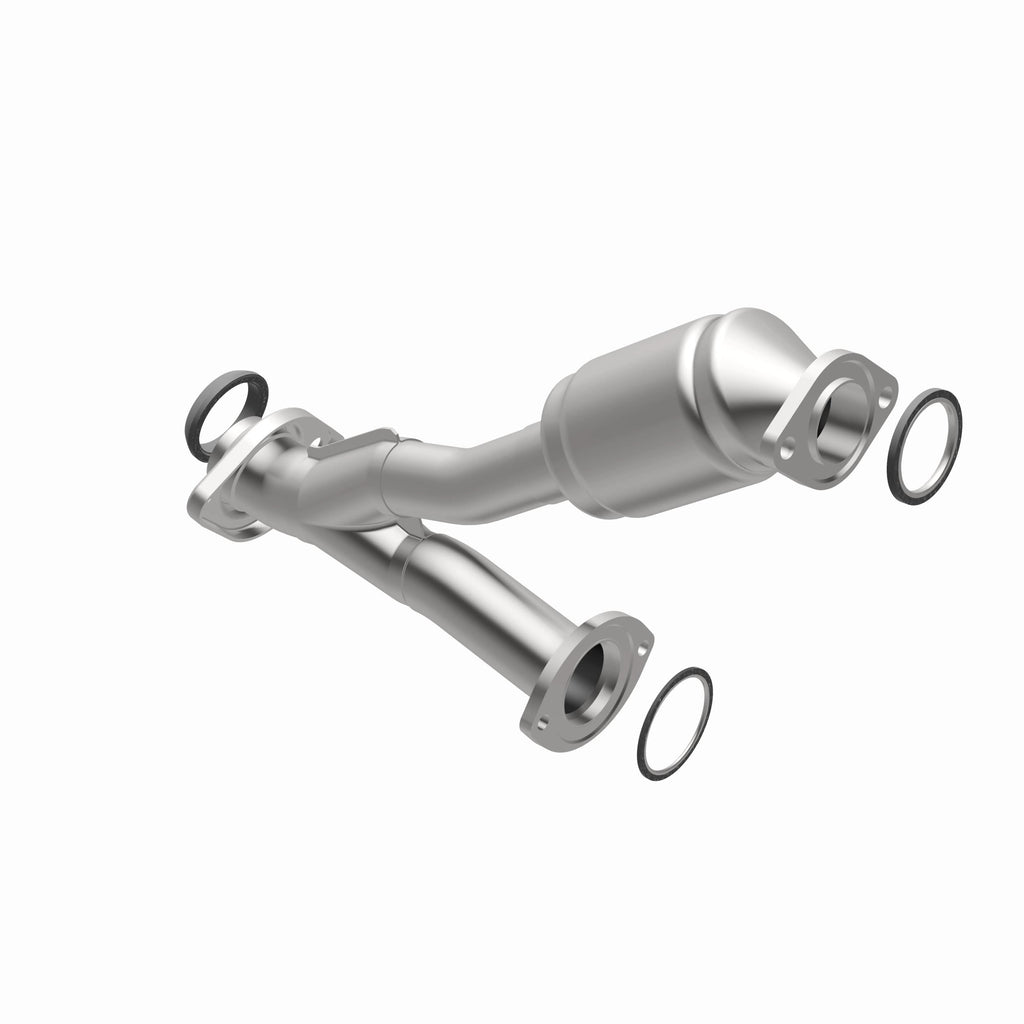 MagnaFlow Exhaust Products 49507 OEM Grade Direct-Fit Catalytic Converter for Select Lexus RX300, Toyota Highlander