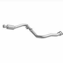 Load image into Gallery viewer, MagnaFlow Exhaust Products 4651719 California CARB Direct-Fit Catalytic Converter for Select Land Rover LR3, Land Rover Range Rover Sport