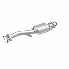 Load image into Gallery viewer, MagnaFlow Exhaust Products 51113 OEM Grade Direct-Fit Catalytic Converter for Select Subaru Forester, Subaru Impreza, Subaru Legacy