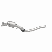 Load image into Gallery viewer, MagnaFlow Exhaust Products 5551374 California CARB Direct-Fit Catalytic Converter for Select Porsche Cayenne