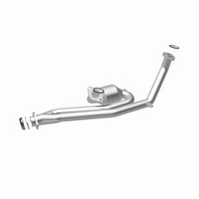 Load image into Gallery viewer, MagnaFlow Exhaust Products 447160 California CARB Direct-Fit Catalytic Converter for Select Toyota Sienna