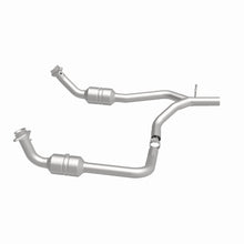 Load image into Gallery viewer, MagnaFlow Exhaust Products 52153 OEM Grade Direct-Fit Catalytic Converter for Select Ford E-150, Ford E-250
