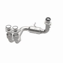 Load image into Gallery viewer, MagnaFlow Exhaust Products 51140 OEM Grade Direct-Fit Catalytic Converter for Select Toyota MR2 Spyder