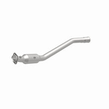 Load image into Gallery viewer, MagnaFlow Exhaust Products 5551486 California CARB Direct-Fit Catalytic Converter for Select Mercedes-Benz GL450, Mercedes-Benz GL550, Mercedes-Benz GL63 AMG, Mercedes-Benz GLE63 AMG, Mercedes-Benz GLE63 AMG S, Mercedes-Benz GLS550, Mercedes-Benz GLS63