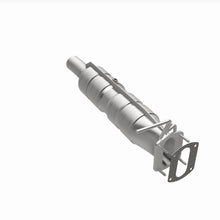 Load image into Gallery viewer, MagnaFlow Exhaust Products 280435 OEM Grade Direct-Fit Catalytic Converter for Select Ford F-53 Motorhome Chassis, Ford F-59 Commercial Stripped Chassis