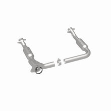 Load image into Gallery viewer, MagnaFlow Exhaust Products 49672 OEM Grade Direct-Fit Catalytic Converter for Select Ford Explorer, Ford Explorer Sport Trac, Mercury Mountaineer