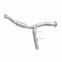 Load image into Gallery viewer, MagnaFlow Exhaust Products 5551469 California CARB Direct-Fit Catalytic Converter for Select Ford F-150