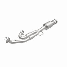 Load image into Gallery viewer, MagnaFlow Exhaust Products 5592710 California CARB Direct-Fit Catalytic Converter for Select Nissan Quest