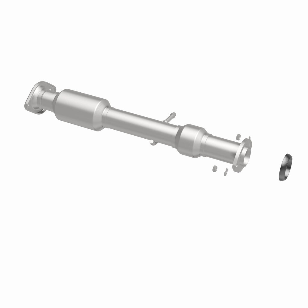 MagnaFlow Exhaust Products 52534 OEM Grade Direct-Fit Catalytic Converter for Select Toyota Highlander