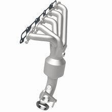 Load image into Gallery viewer, MagnaFlow Exhaust Products 4583862 California CARB Manifold Catalytic Converter for Select Chevrolet Colorado, GMC Canyon, Hummer H3, Isuzu i-350