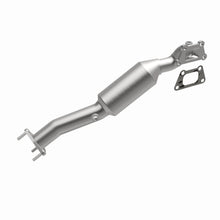 Load image into Gallery viewer, MagnaFlow Exhaust Products 5582610 California CARB Direct-Fit Catalytic Converter for Select Chevrolet Colorado, GMC Canyon