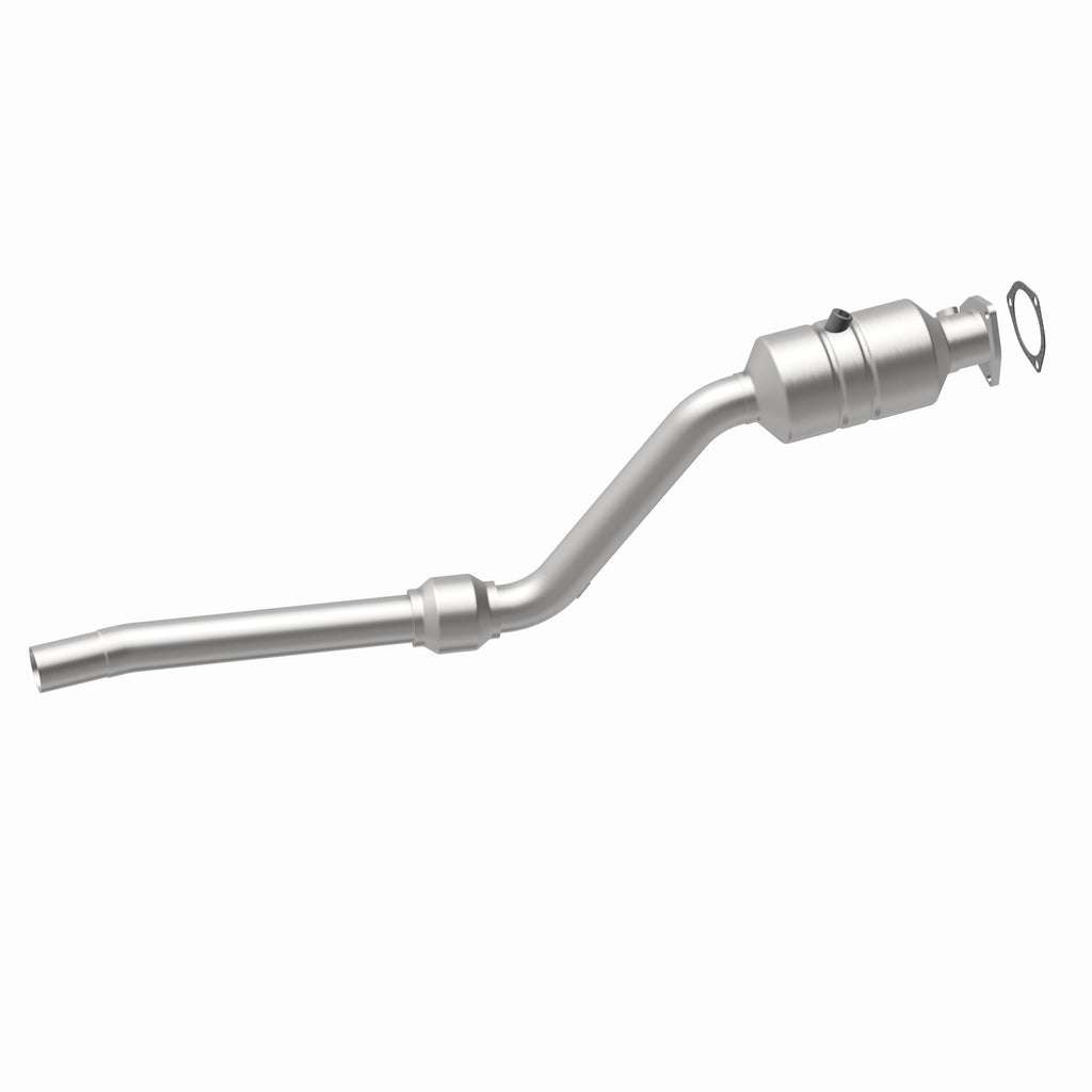 MagnaFlow Exhaust Products 51462 OEM Grade Direct-Fit Catalytic Converter for Select Audi A4, Audi A4 Quattro