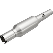 Load image into Gallery viewer, MagnaFlow Exhaust Products 4451226 California CARB Direct-Fit Catalytic Converter for Select Jeep Cherokee, Jeep Grand Cherokee