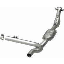 Load image into Gallery viewer, MagnaFlow Exhaust Products 447138 California CARB Direct-Fit Catalytic Converter for Select Ford F-150