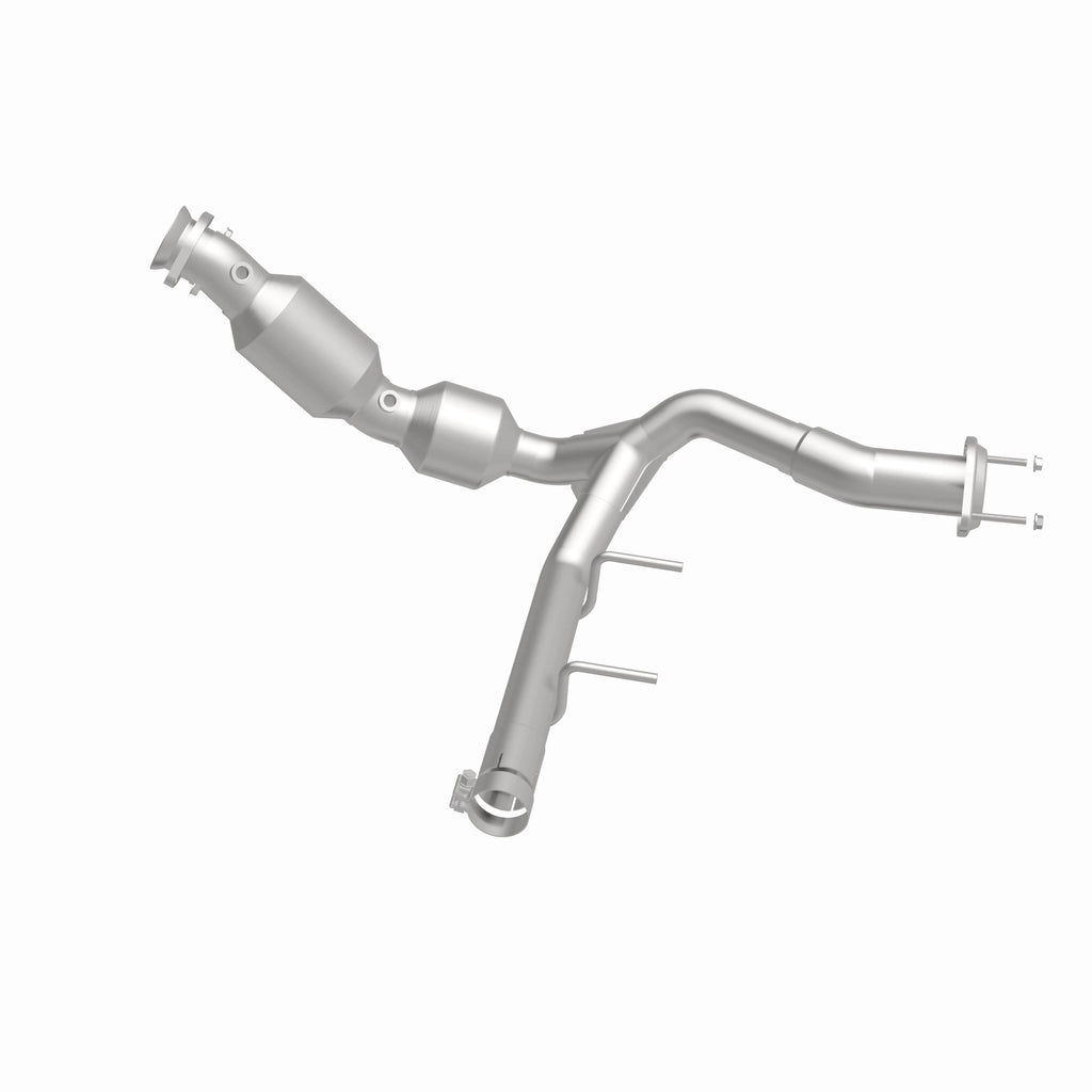 MagnaFlow Exhaust Products 280266 OEM Grade Direct-Fit Catalytic Converter for Select Ford F-150