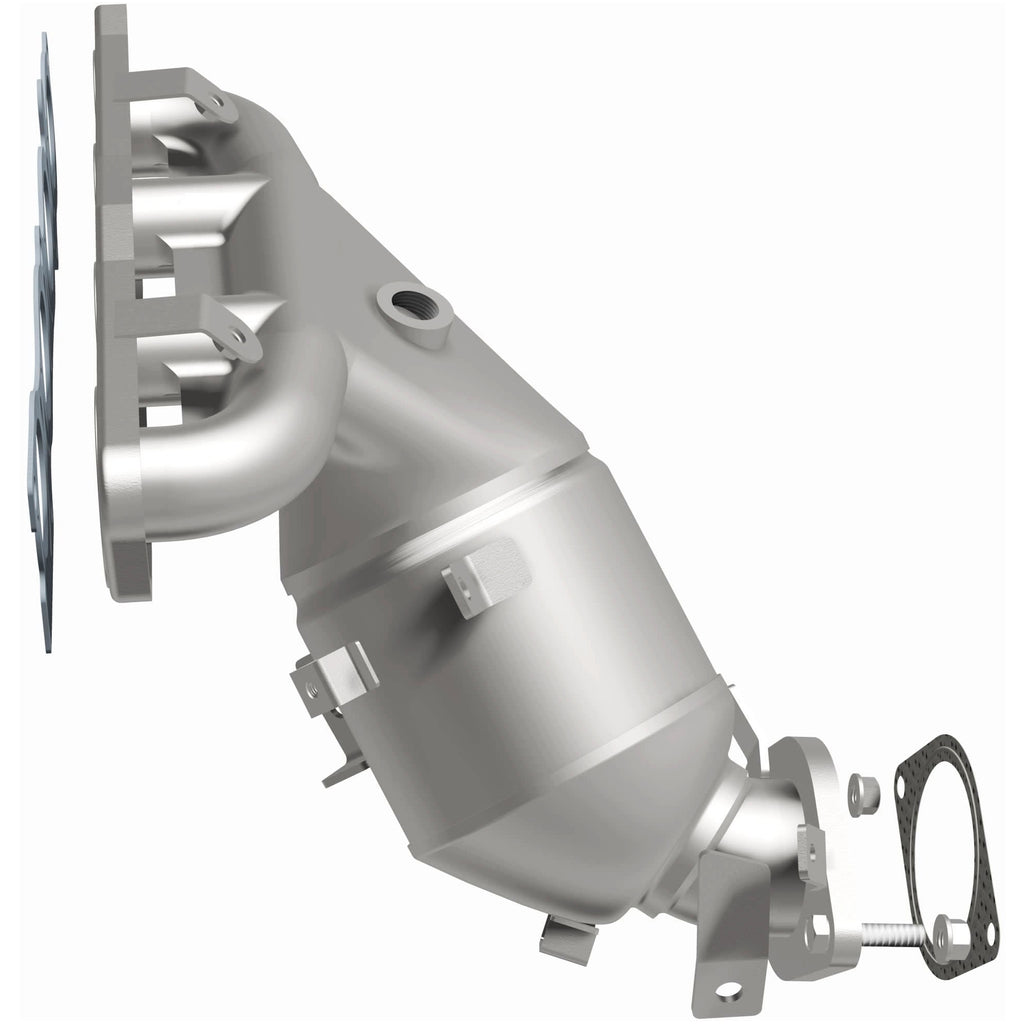 MagnaFlow Exhaust Products 290031 OEM Grade Manifold Catalytic Converter for Select Nissan Kicks, Nissan Versa