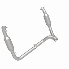 Load image into Gallery viewer, MagnaFlow Exhaust Products 4651711 California CARB Direct-Fit Catalytic Converter for Select Dodge Ram