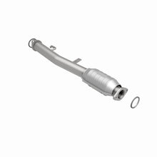 Load image into Gallery viewer, MagnaFlow Exhaust Products 93134 HM Grade Direct-Fit Catalytic Converter for Select Toyota RAV4