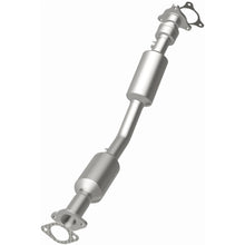 Load image into Gallery viewer, MagnaFlow Exhaust Products 5631197 California CARB Direct-Fit Catalytic Converter for Select Chevrolet Cobalt, Pontiac G5, Saturn Ion