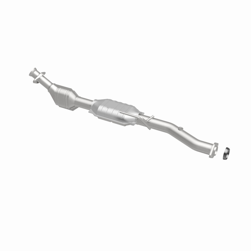 MagnaFlow Exhaust Products 51733 OEM Grade Direct-Fit Catalytic Converter for Select Ford Ranger, Mazda B2500