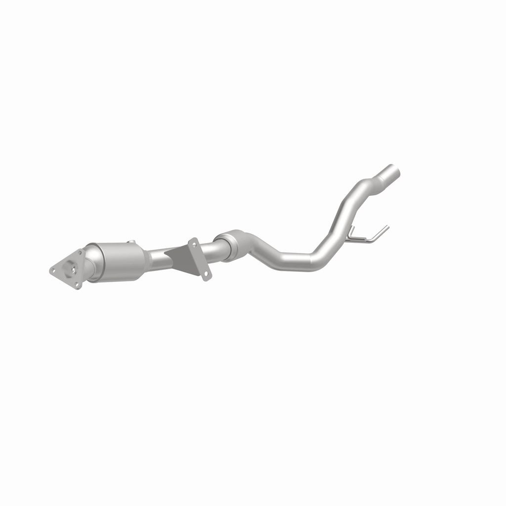 MagnaFlow Exhaust Products 52410 OEM Grade Direct-Fit Catalytic Converter for Select Porsche Cayenne, Volkswagen Touareg